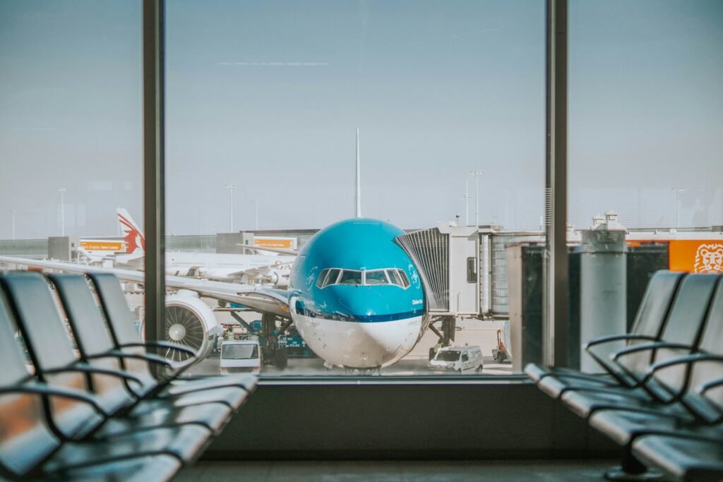 Morristown Limo & Airport Car Service - airport gate