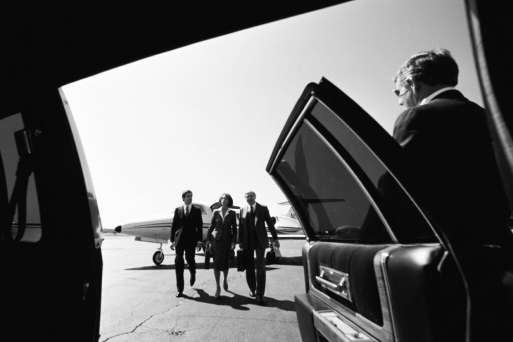 Morristown Limo & Airport Car Service - airport walk